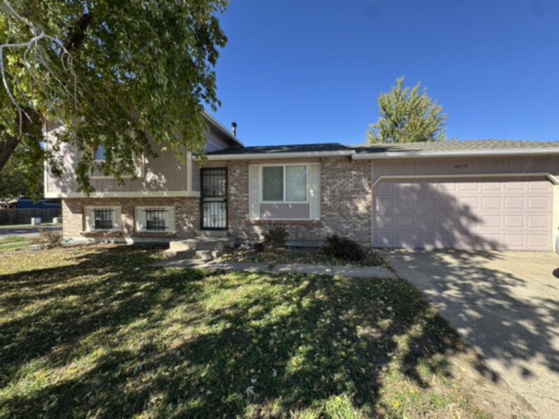 Denver House: 4279 Freeport Way