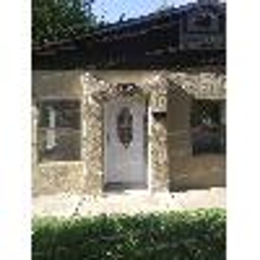 Lawton House: 1314 NW Irwin Ave