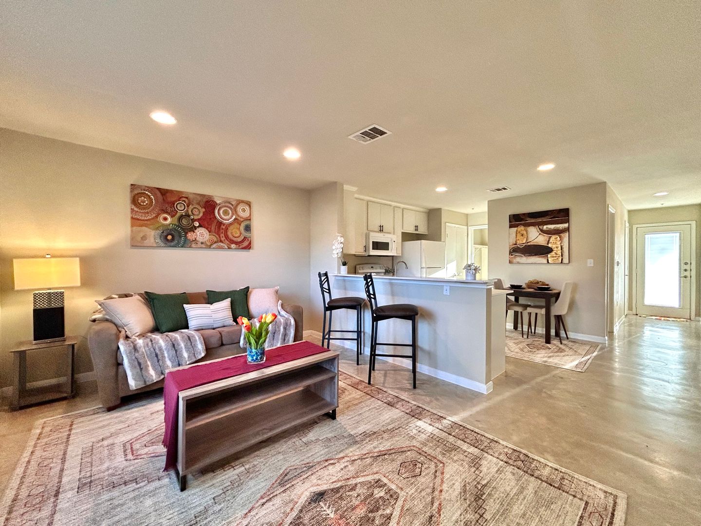 Liberty Hill Apartment: 304 Stubblefield Ln