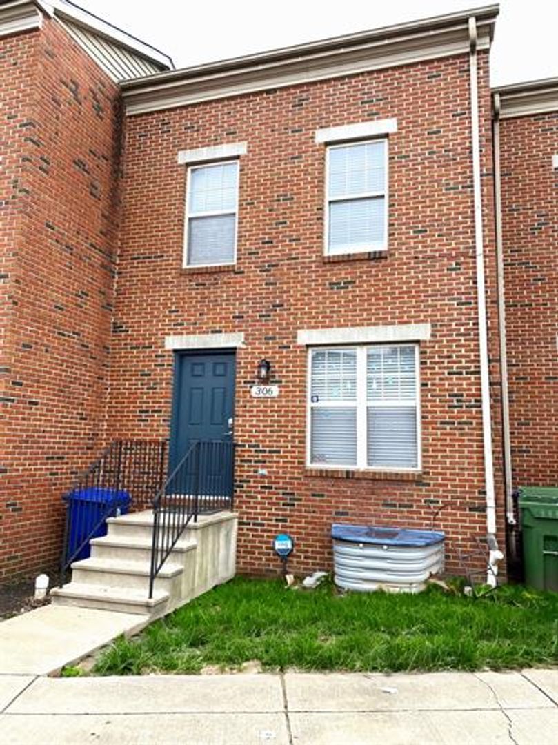 Baltimore Condo: 306 North Fremont Avenue