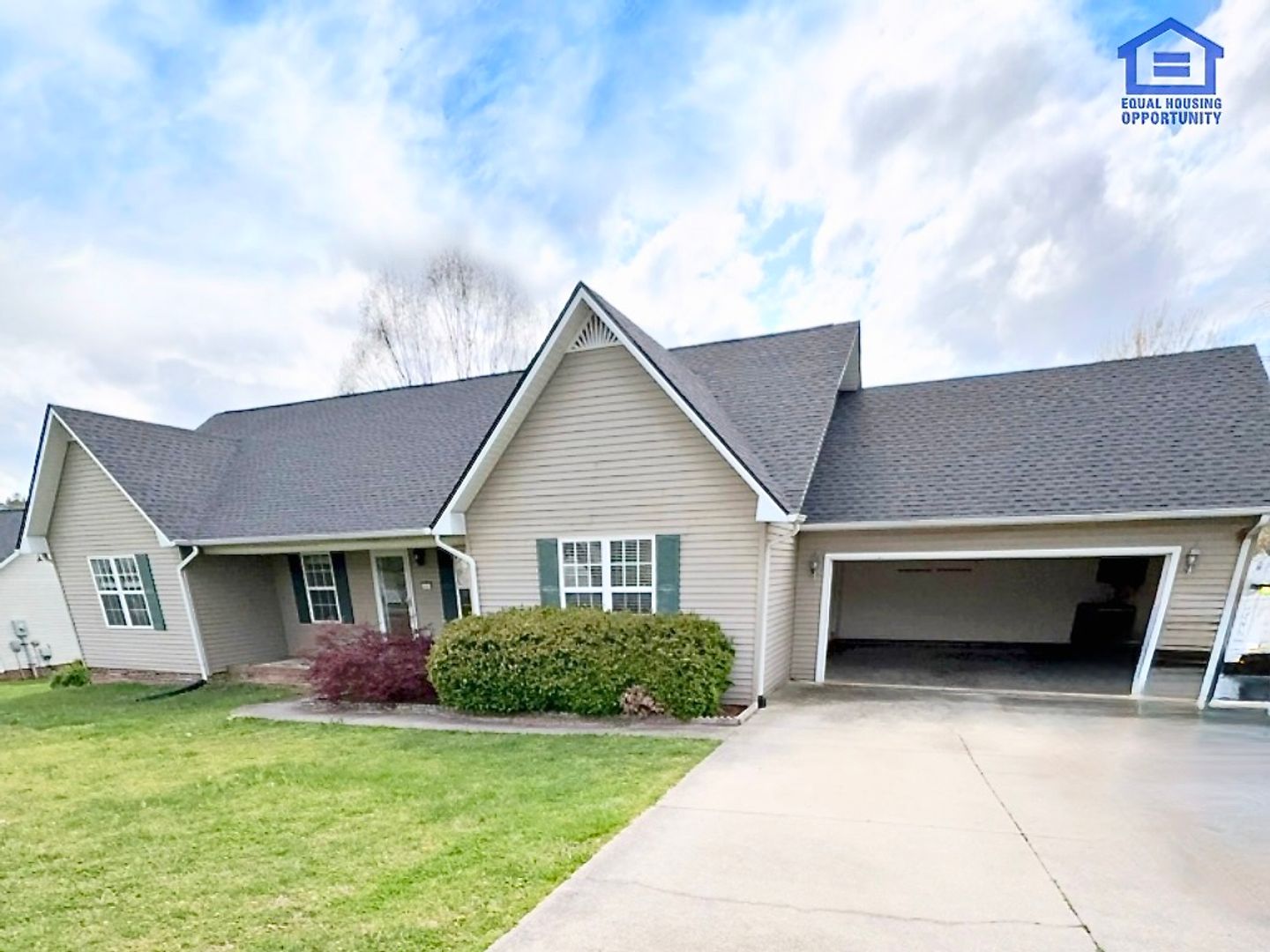 Baxter House: 7008 Brittney Cir