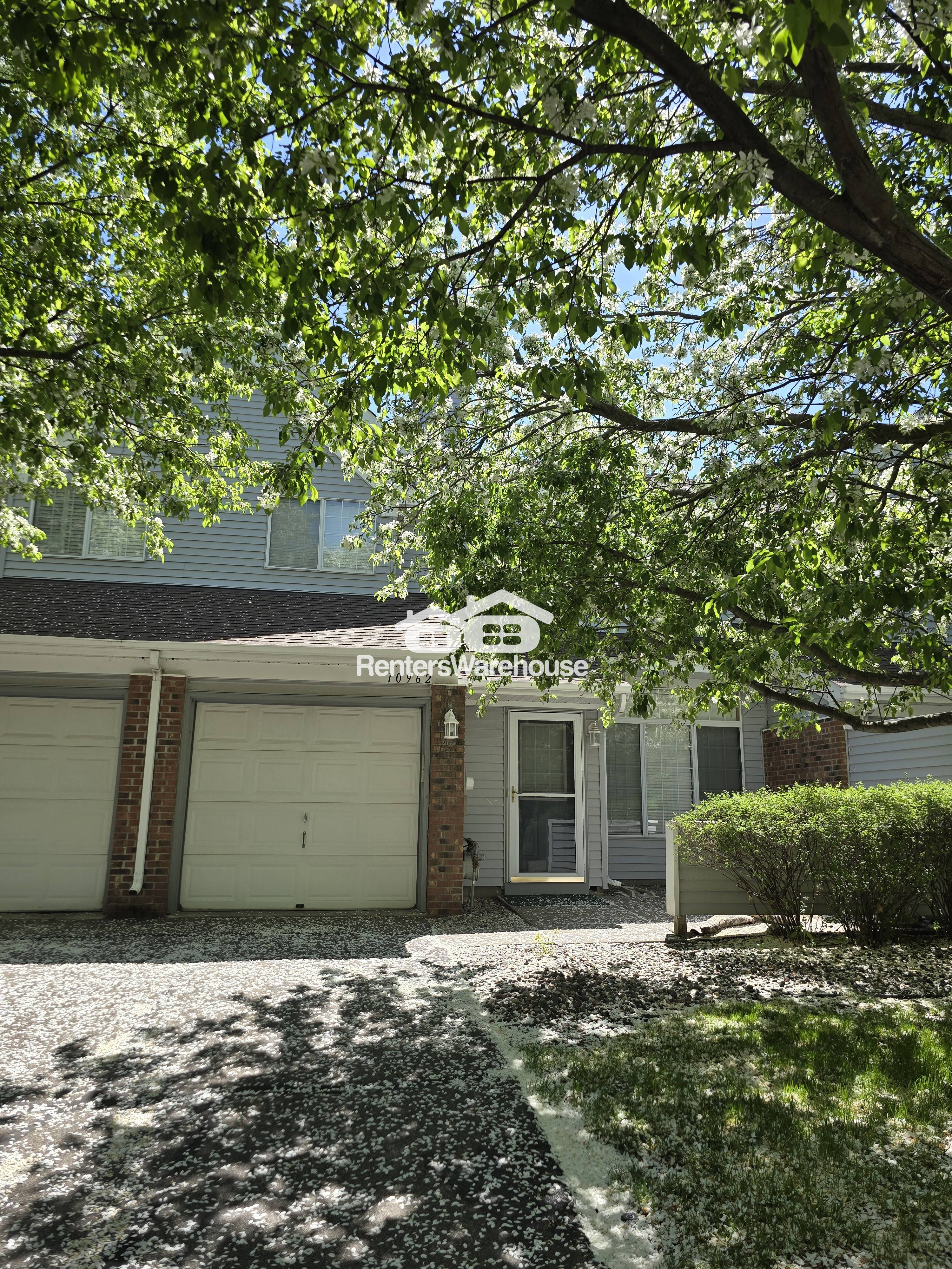 Bloomington Townhome: 10962 Highland Rd