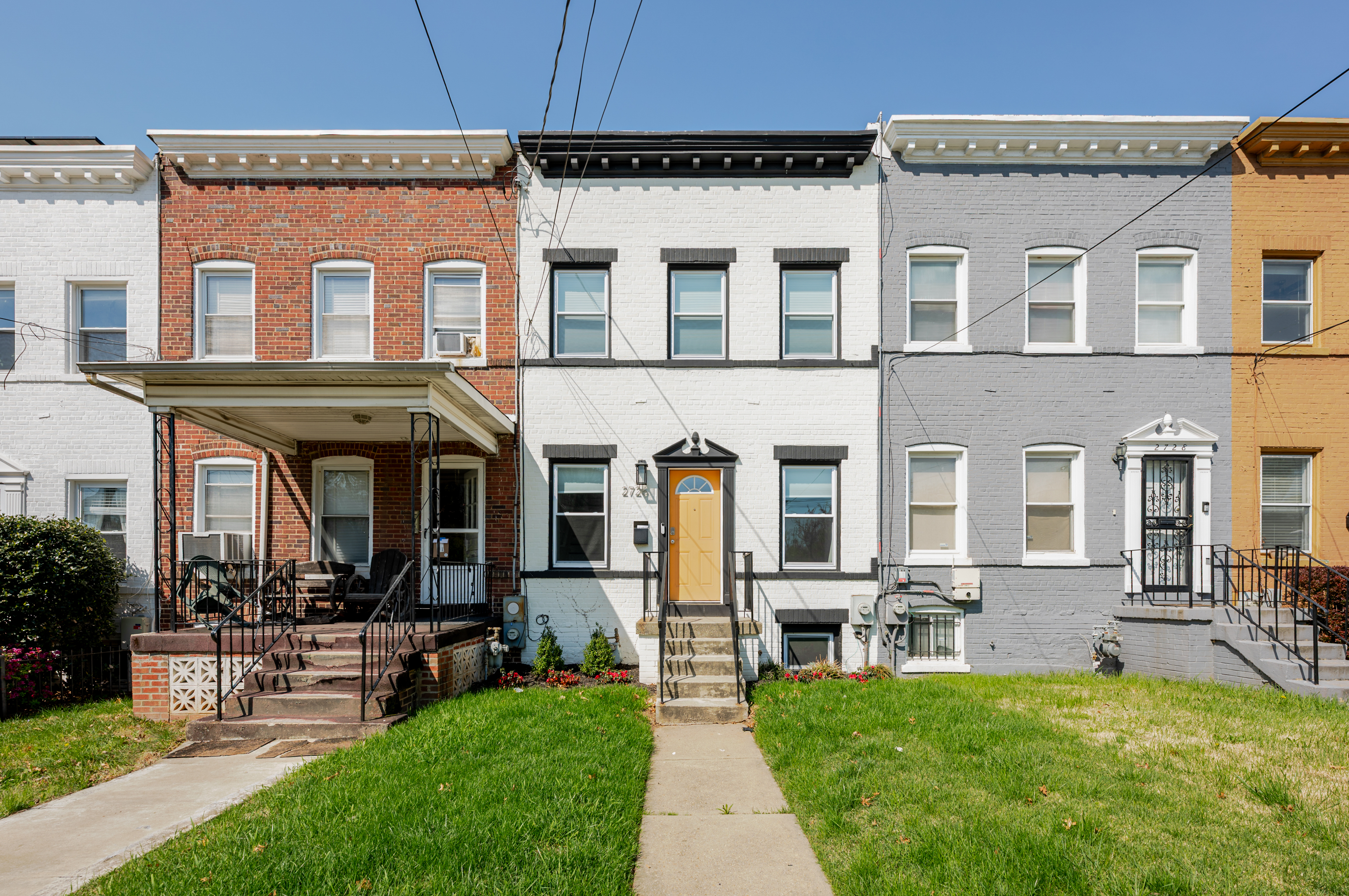Washington House: 2726 10th St NE