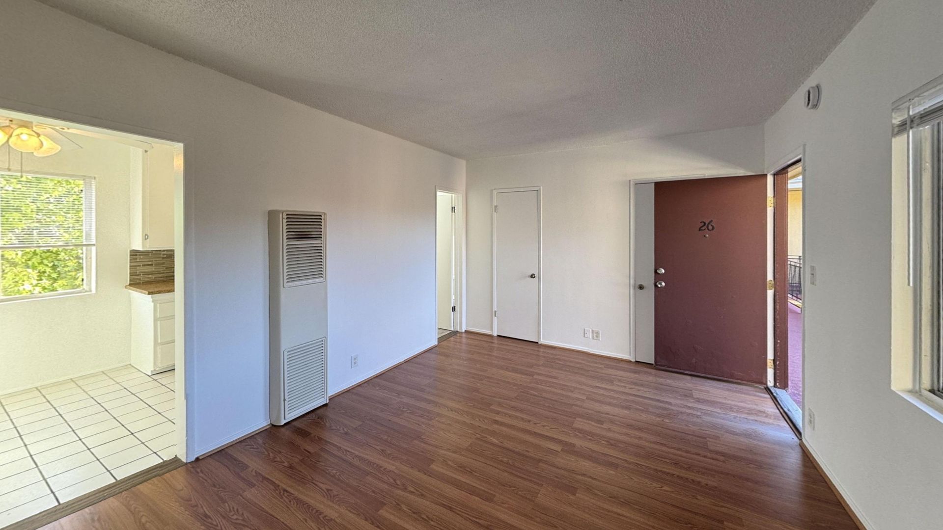 Santa Monica Apartment: 1731 Pico Blvd