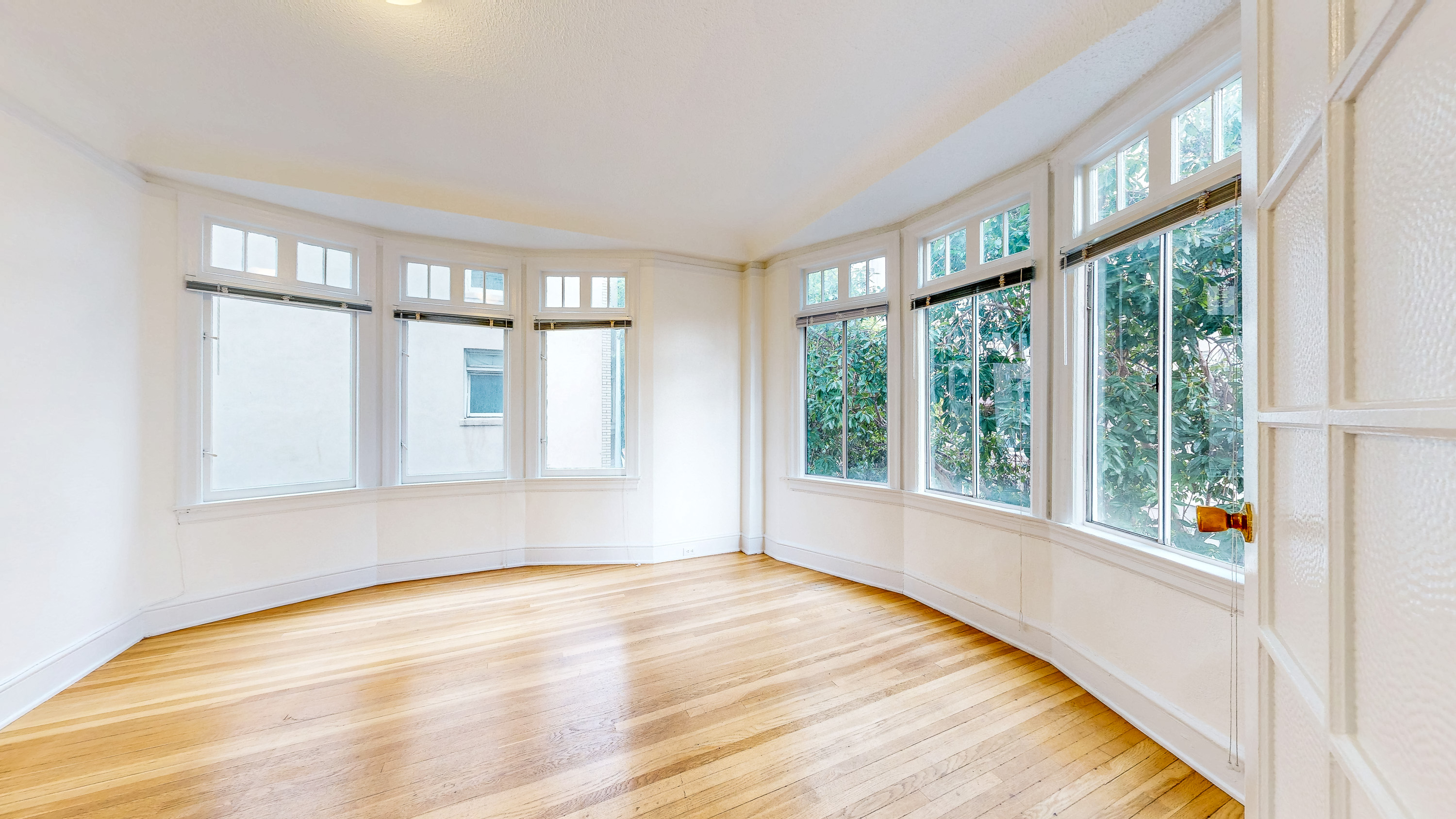 San Francisco Condo: 666 O'Farrell St