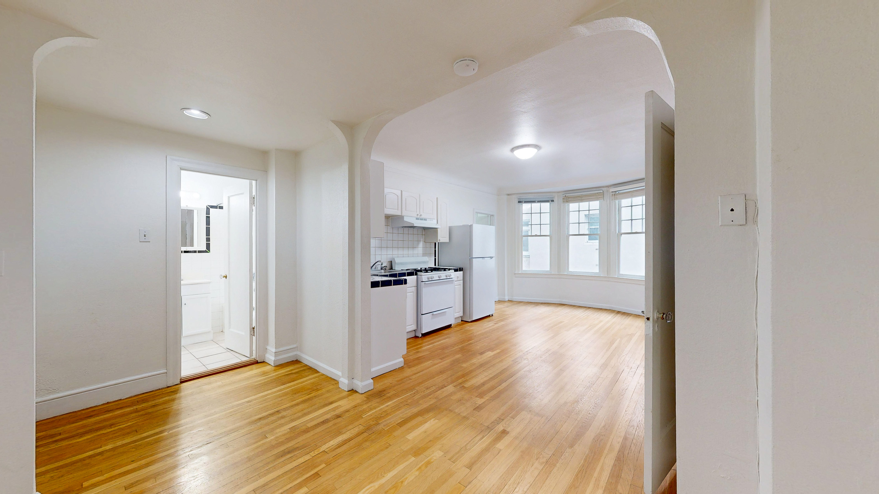 San Francisco Condo: 670 O'Farrell St