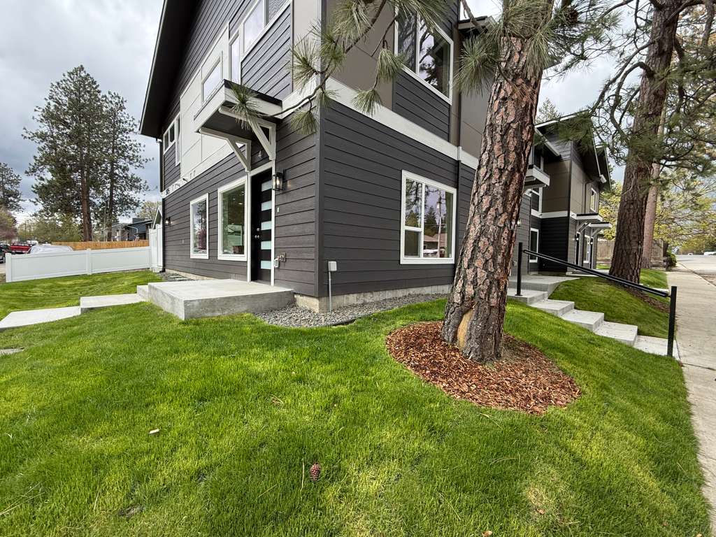 Spokane Condo: 3925 E 32nd Ave