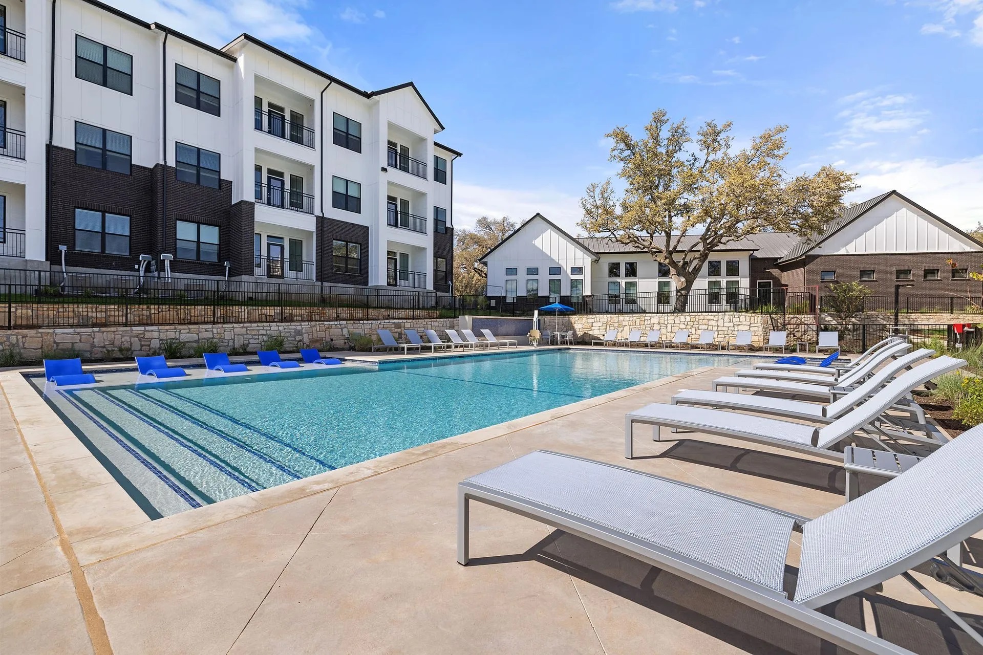 Austin Condo: 11206 N FM 620