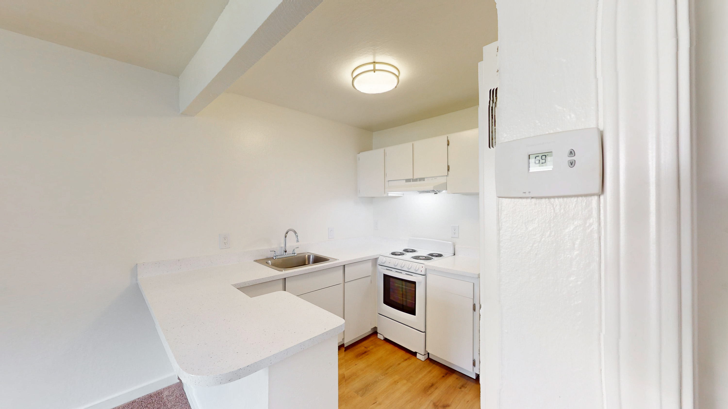 San Rafael Condo: 107 Marin St
