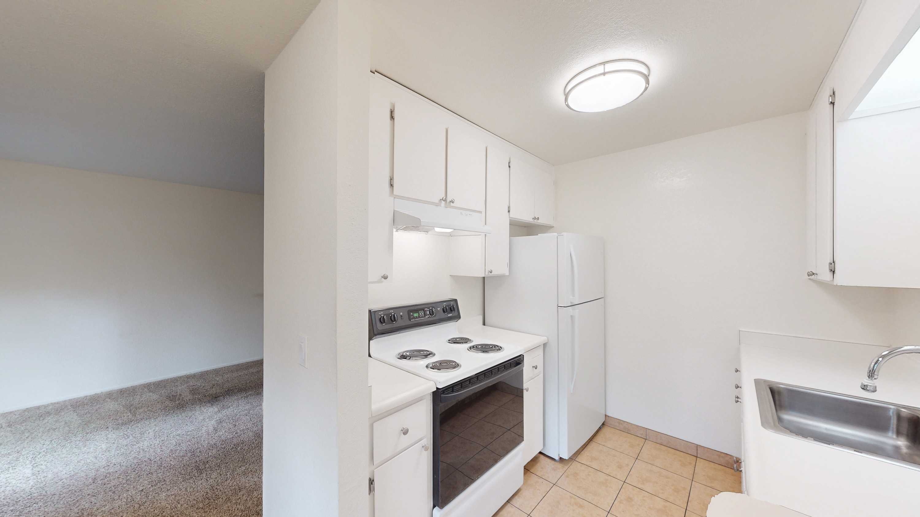 Sonoma Condo: 348 Robinson St