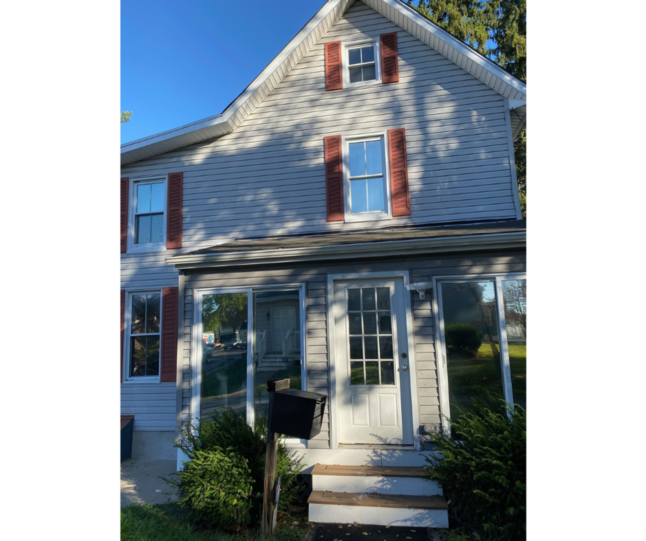 Reisterstown Condo: 438 Main Street