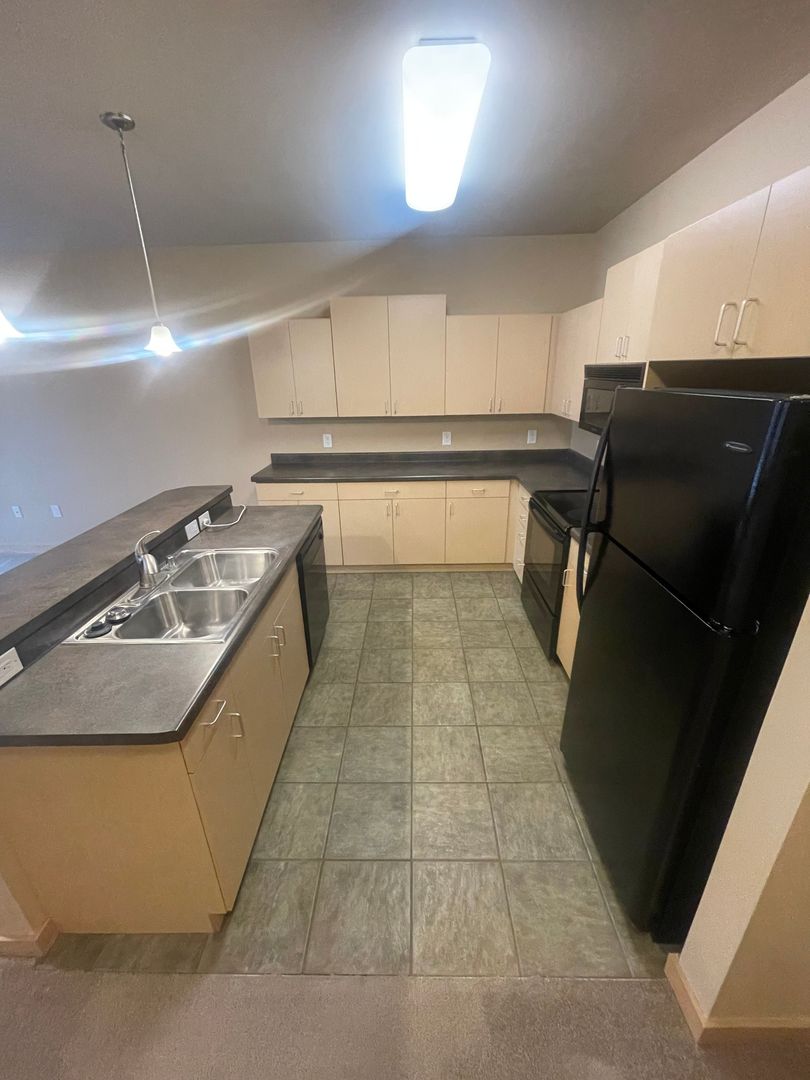 Sun Prairie Apartment: 188 Cannery Pl