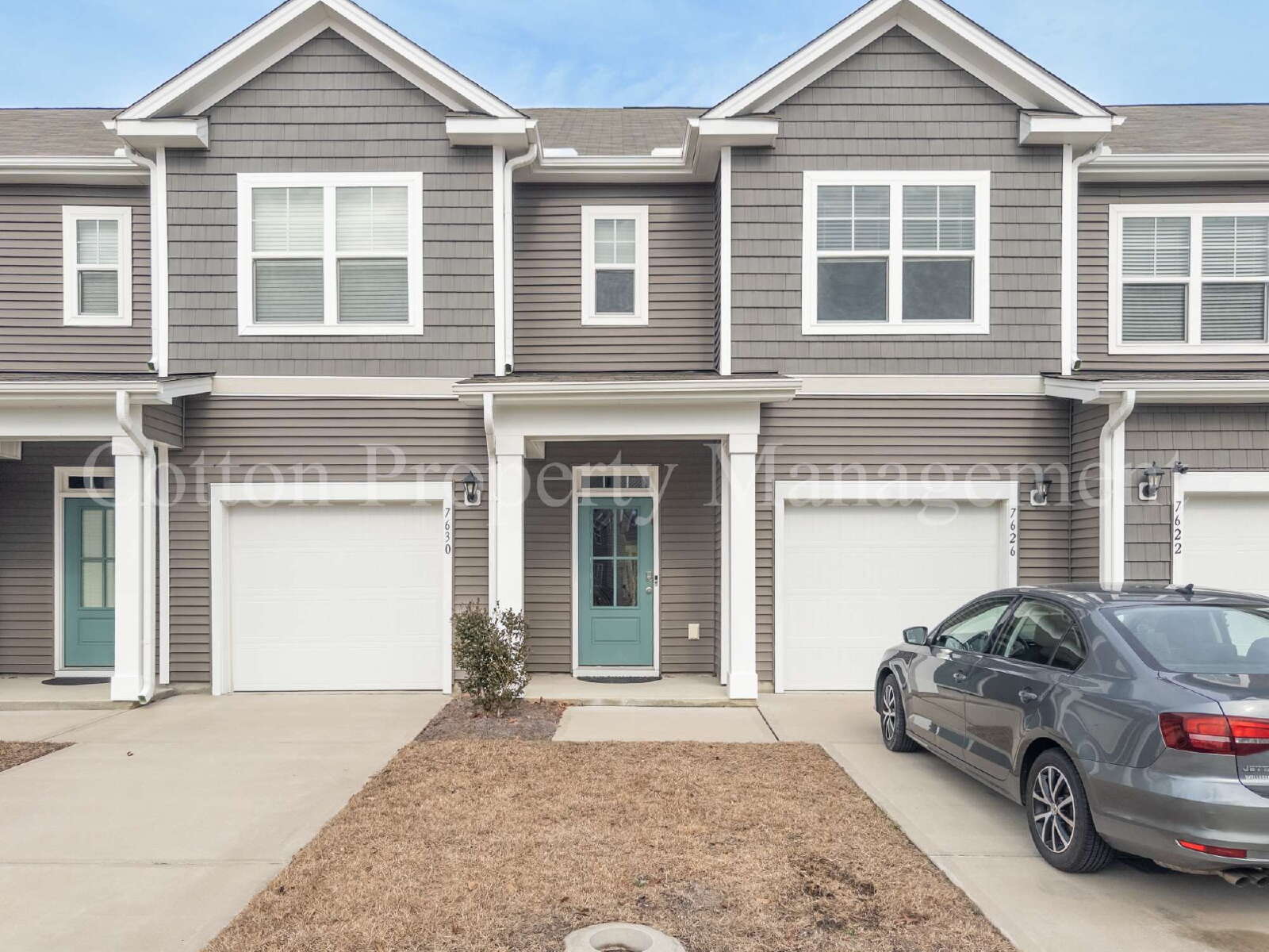 Leland Townhome: 7626 Knightbell Circle