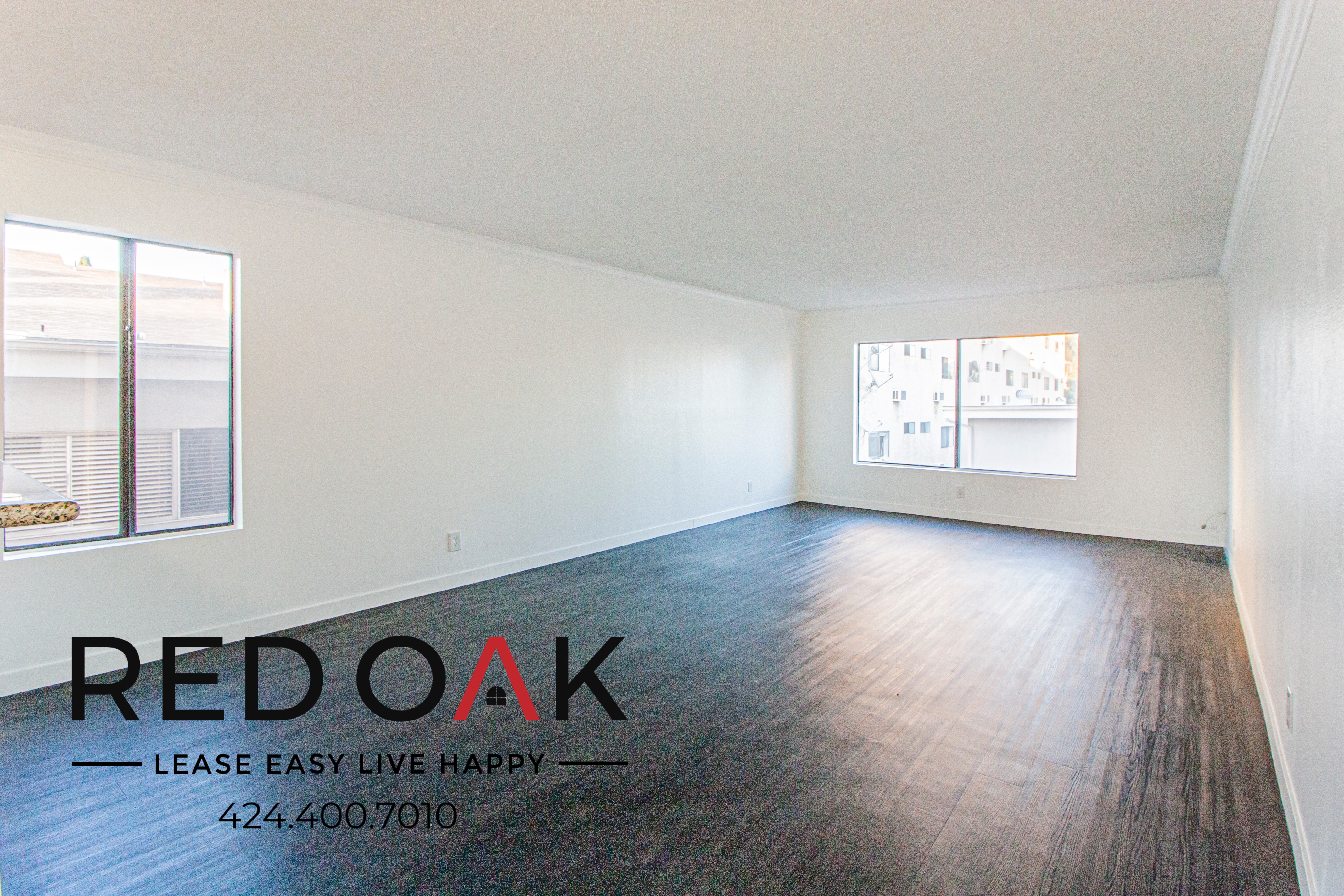 Los Angeles Apartment: 1522 N Formosa Ave