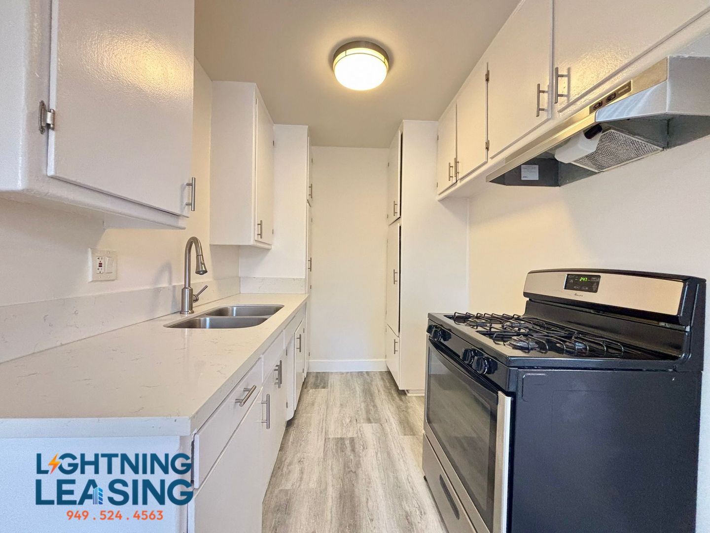 Los Angeles Condo: 1088 1/2 West 39th Street