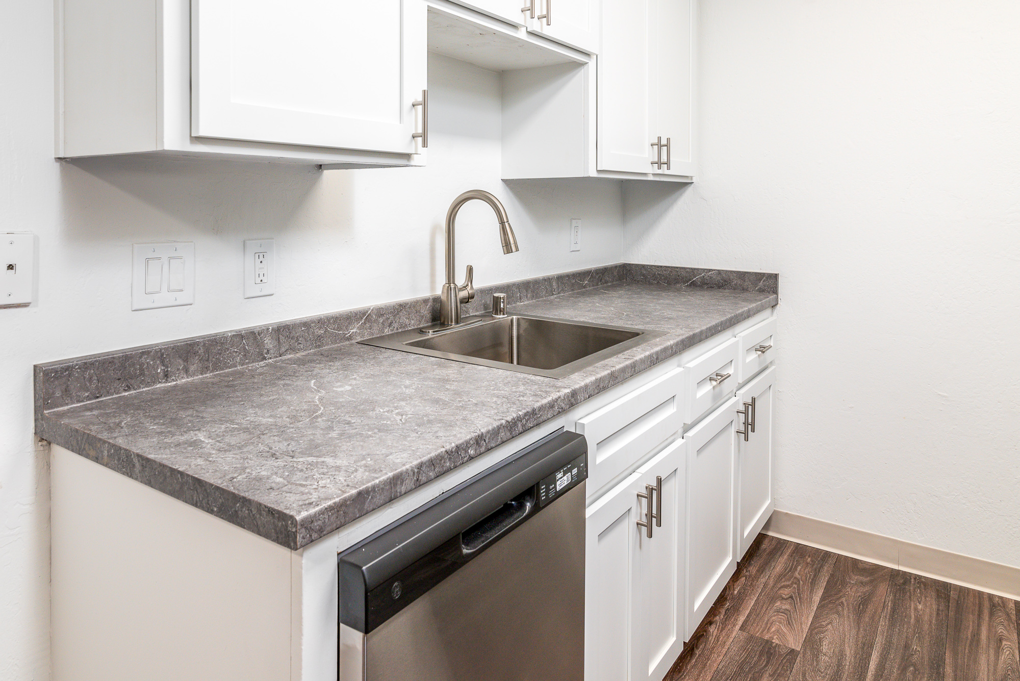 Novato Condo: 412 Alameda Del Prado