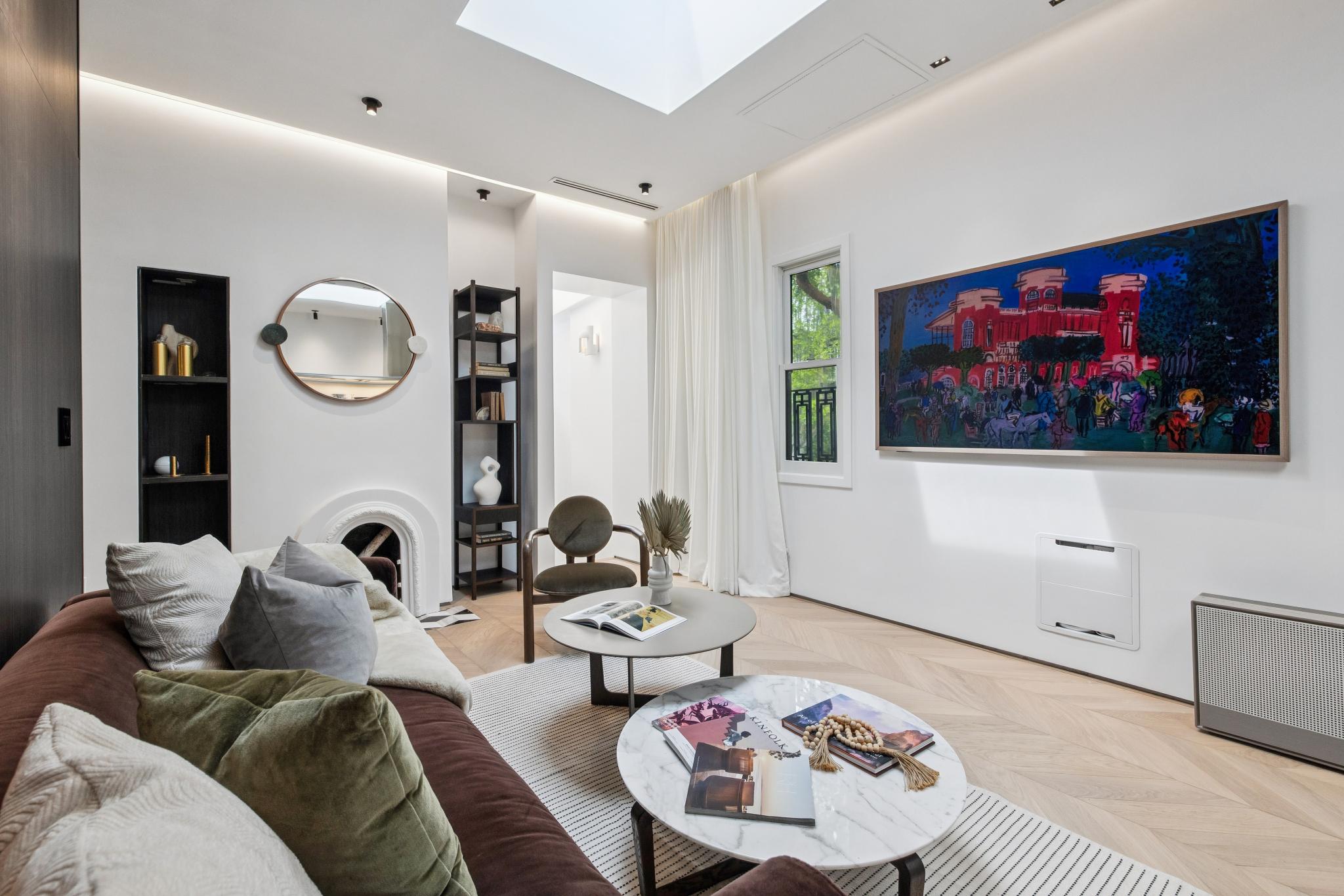 San Francisco House: 2783 Filbert St