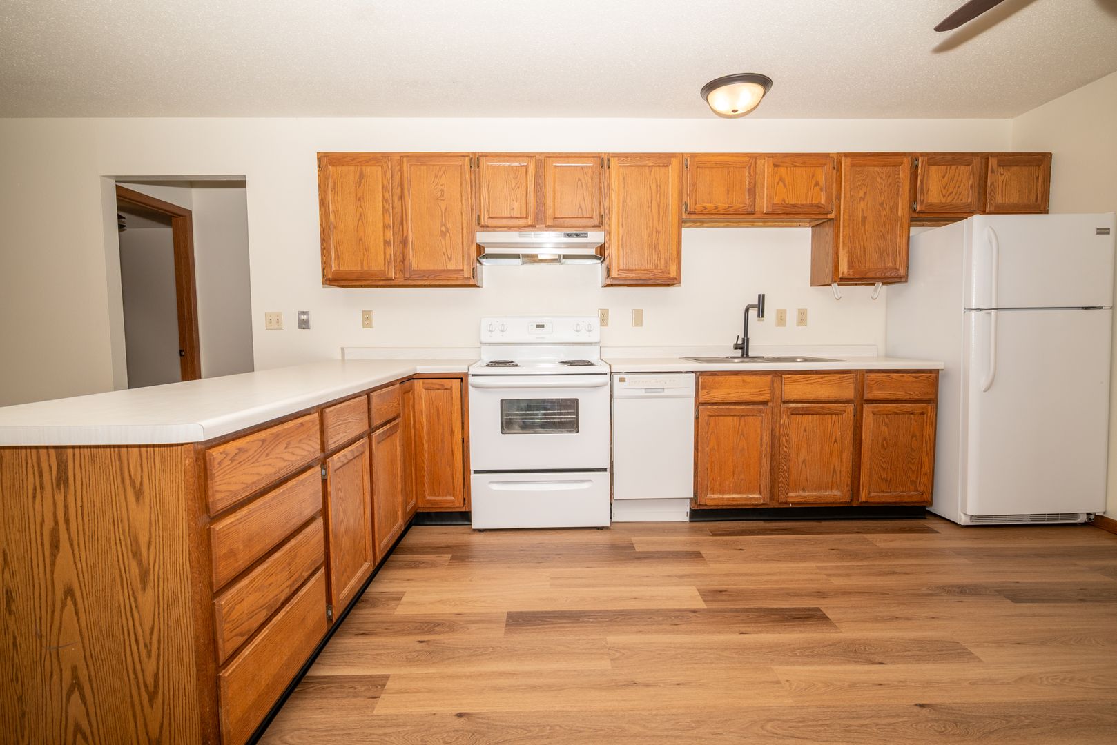 Tomah Apartment: 209 E Veterans St