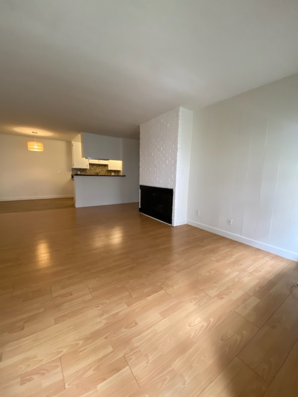 Los Angeles Apartment: 11275 Westminster Ave