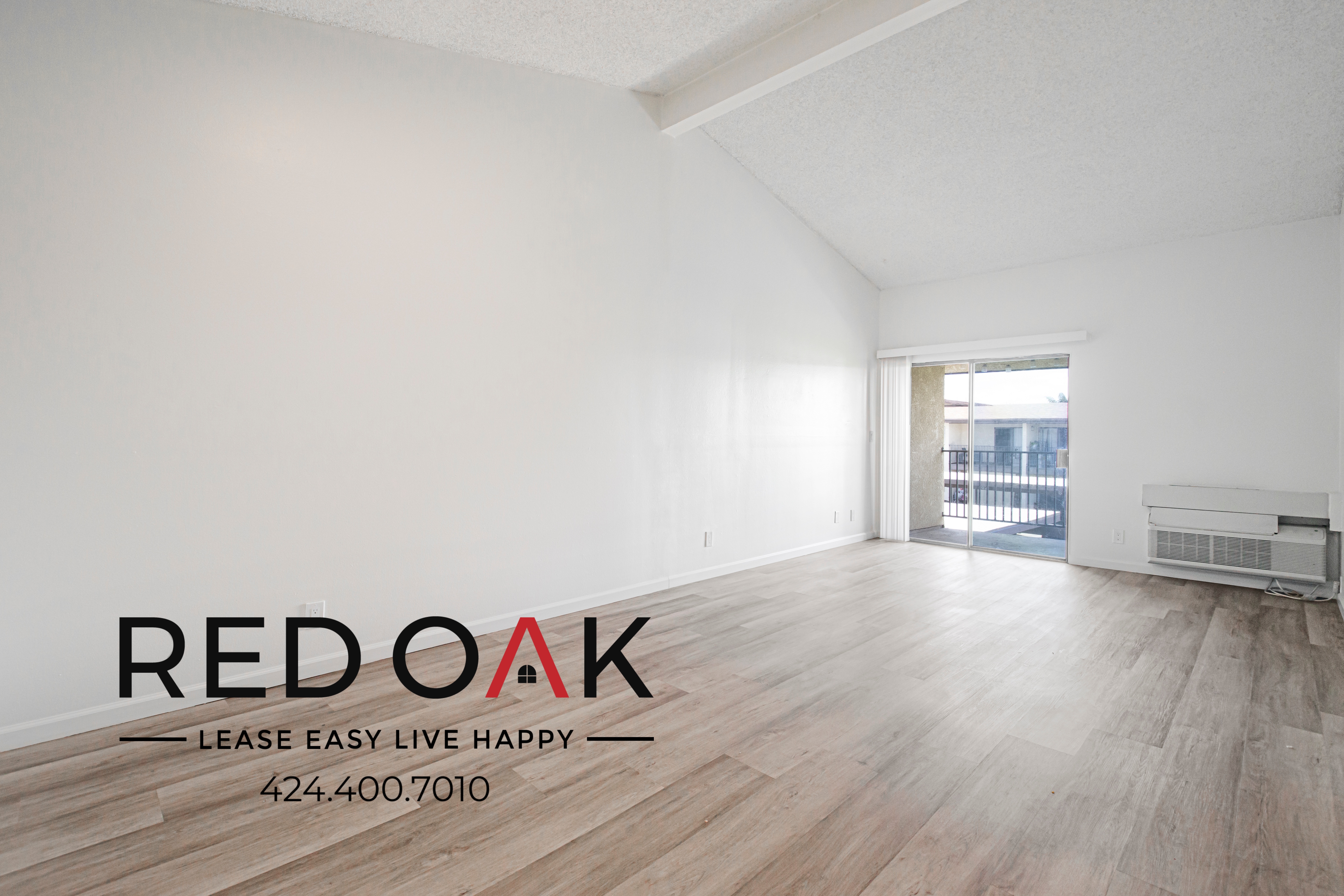 Hemet Condo: 201 S Columbia St