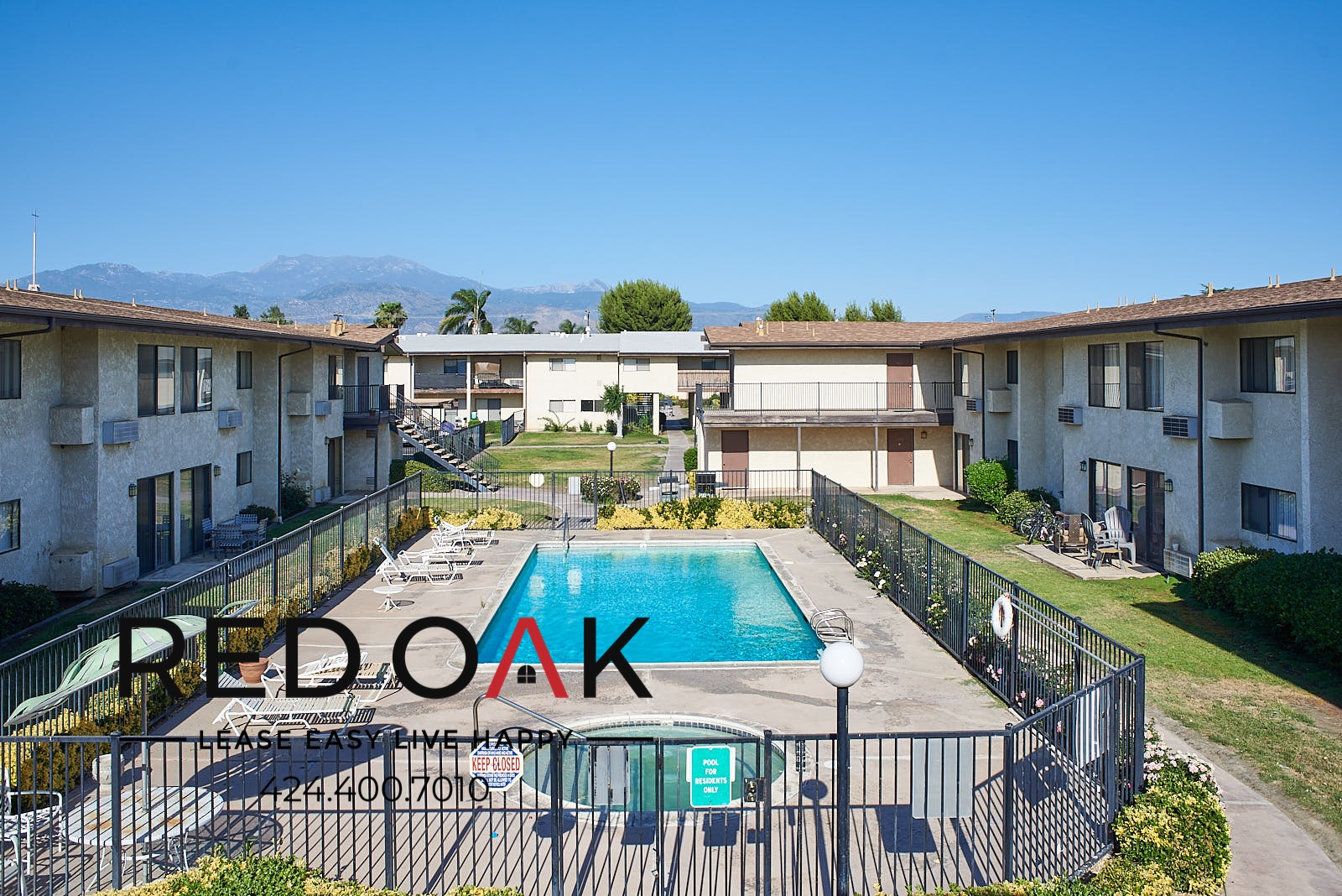 Hemet Condo: 201 S Columbia St