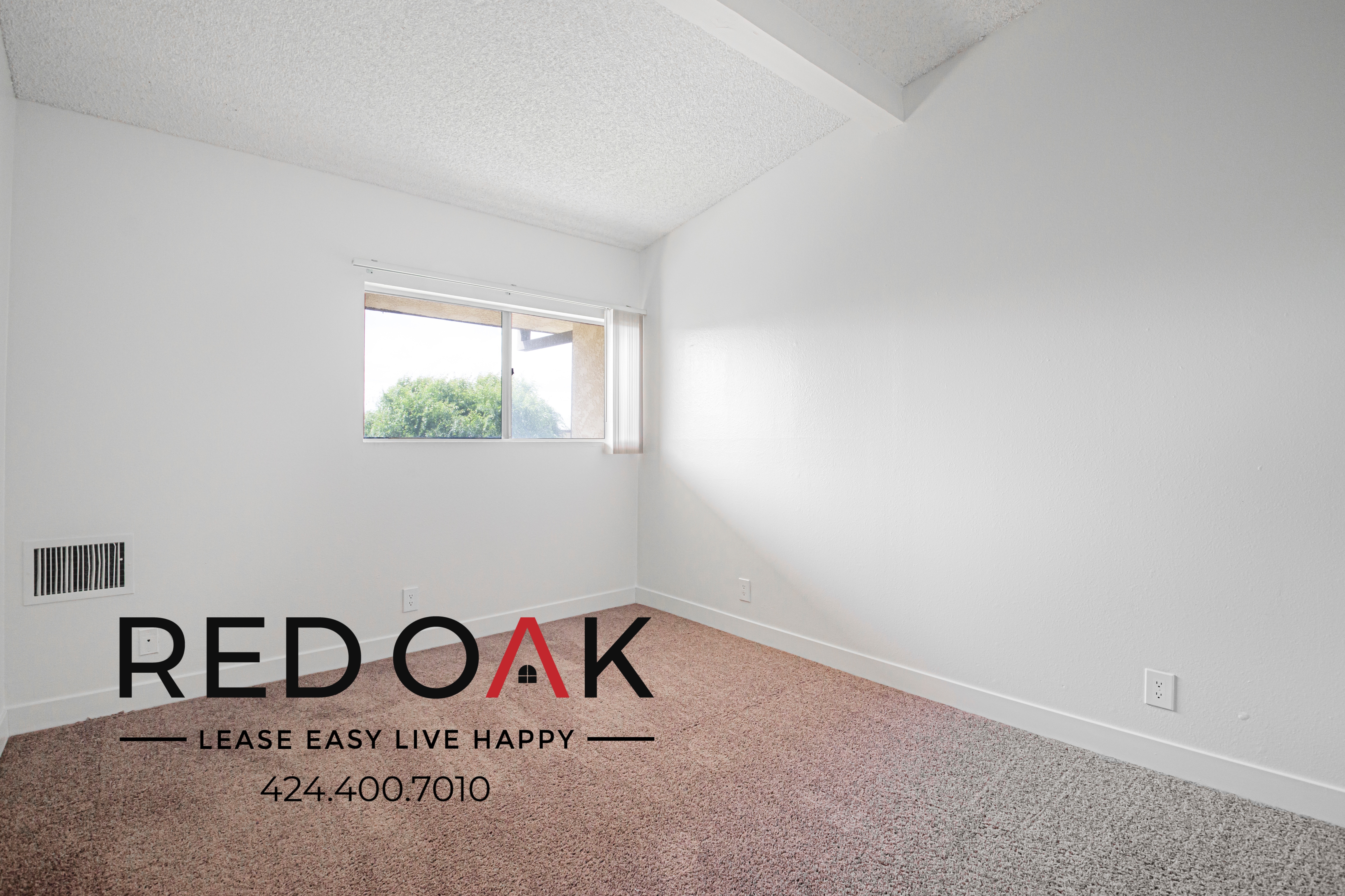 Hemet Condo: 201 S Columbia St