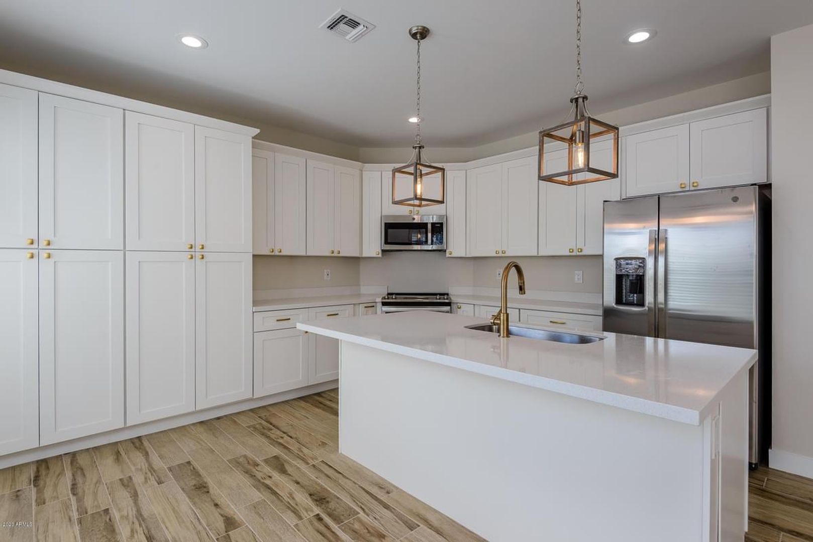 Phoenix Condo: 3240 E. Pinchot Ave