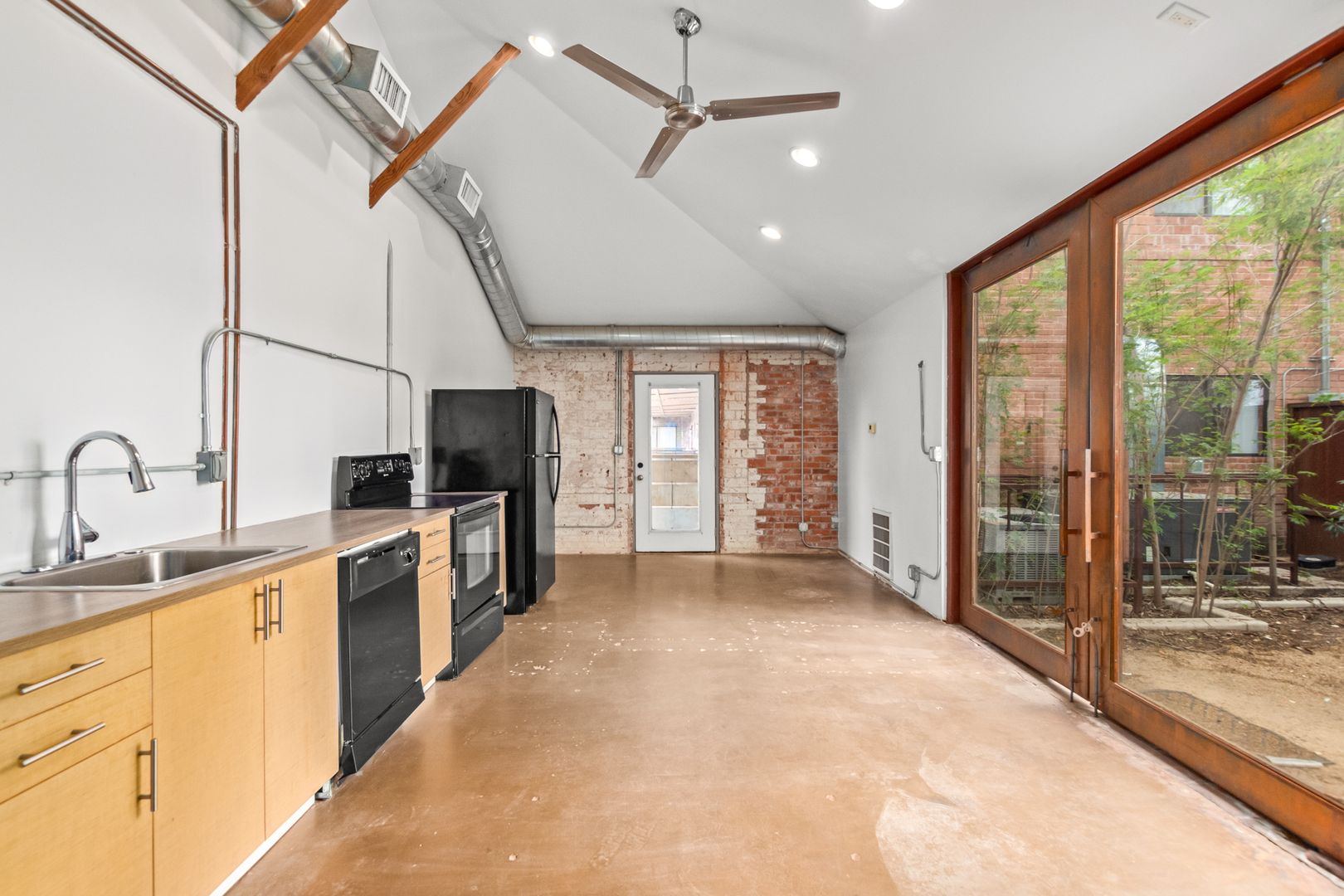 Phoenix Condo: 1810 N 16th St