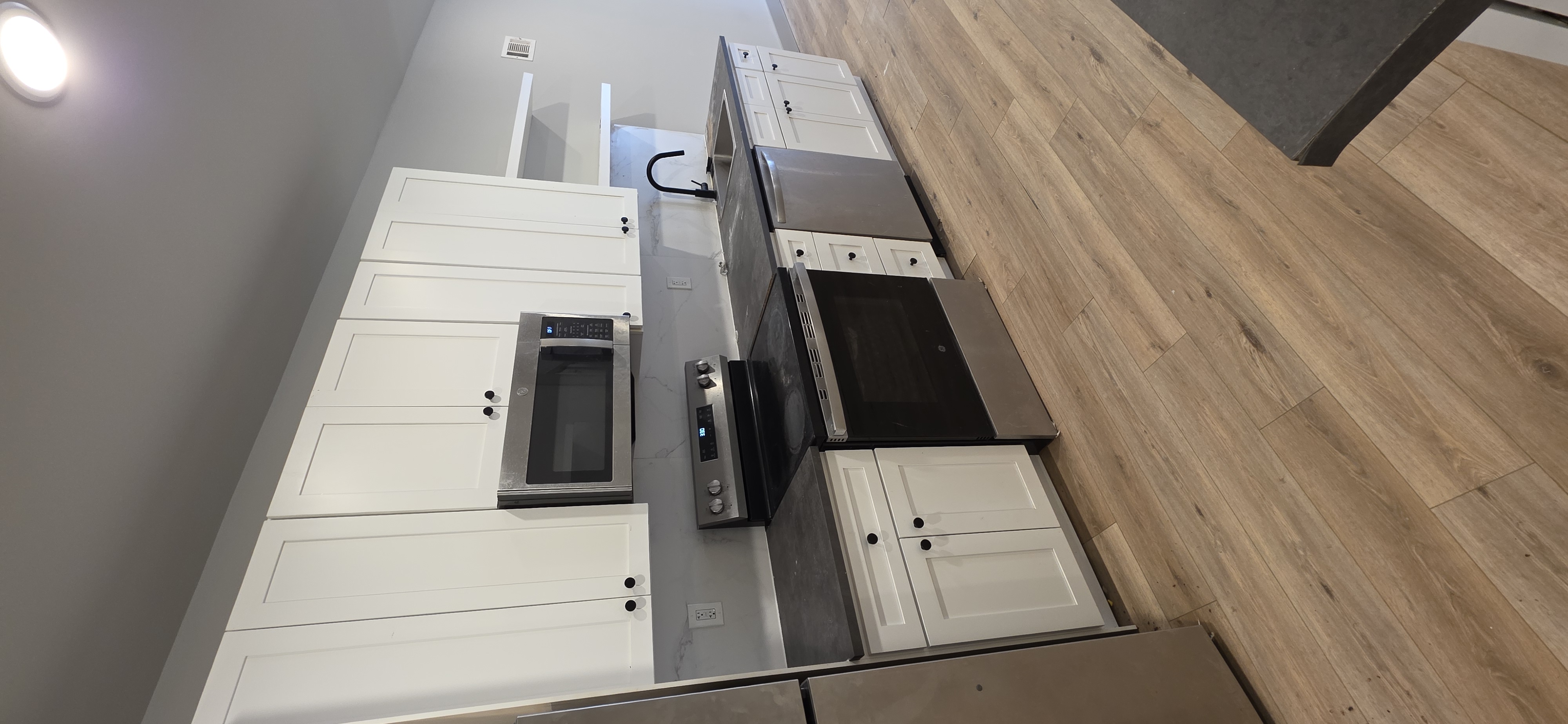 Baltimore Townhome: 435 N Glover St