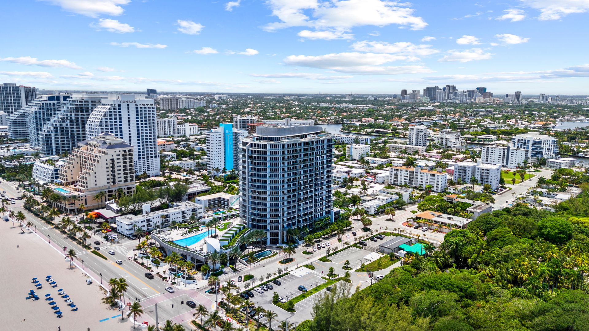 Fort Lauderdale House: 701 N Fort Lauderdale Beach Blvd