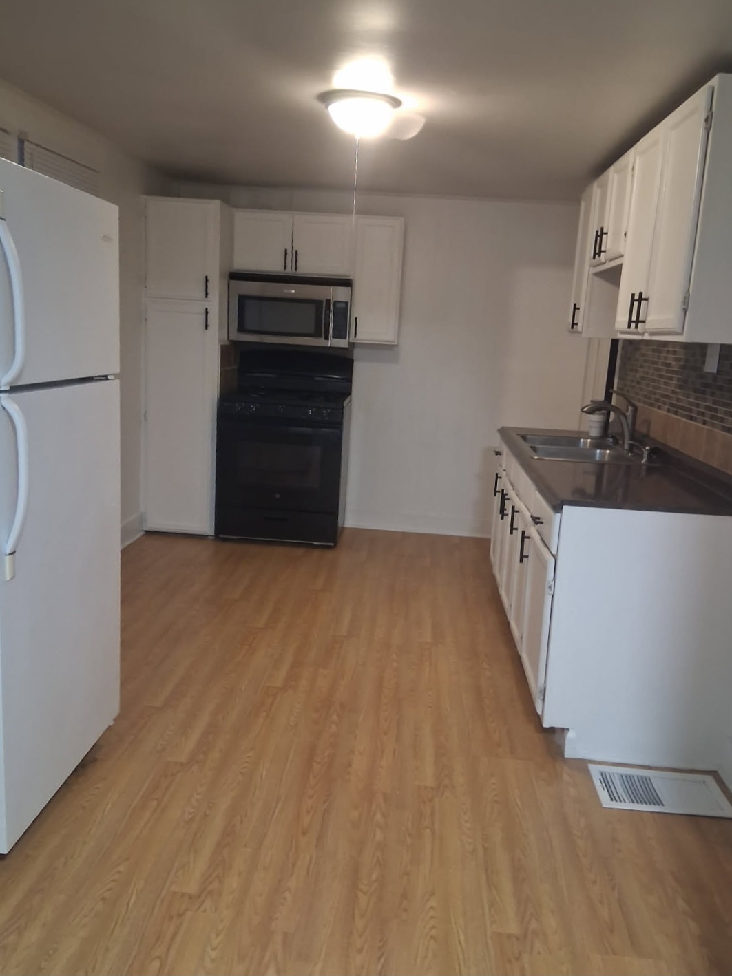 Newark Condo: 65 1/2 E. Stevens St.