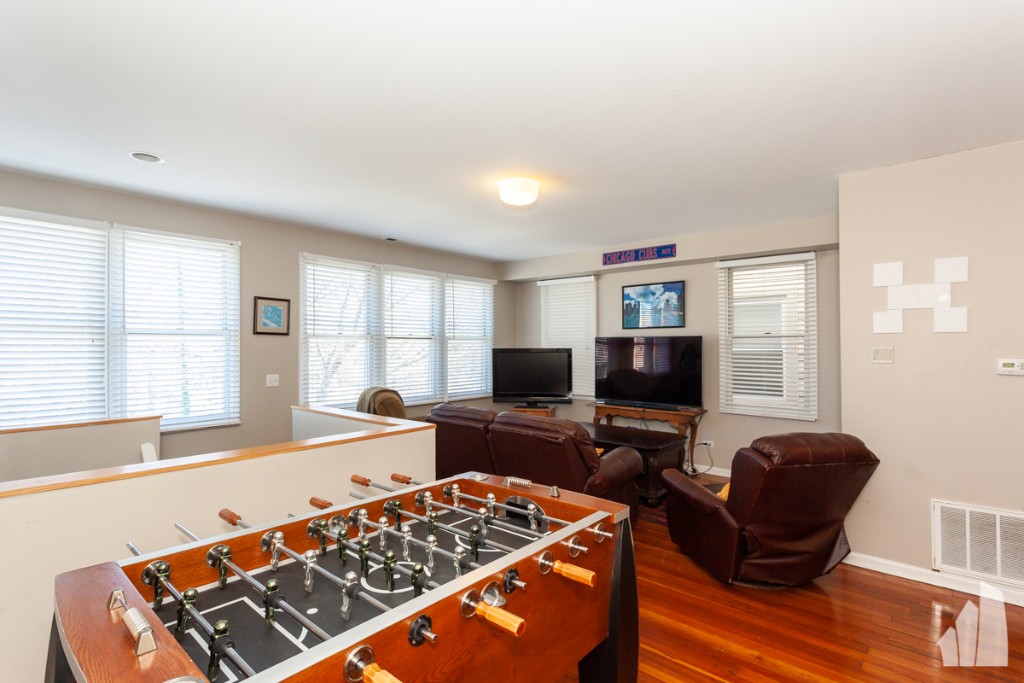 Chicago Condo: 2440 North Ashland Avenue
