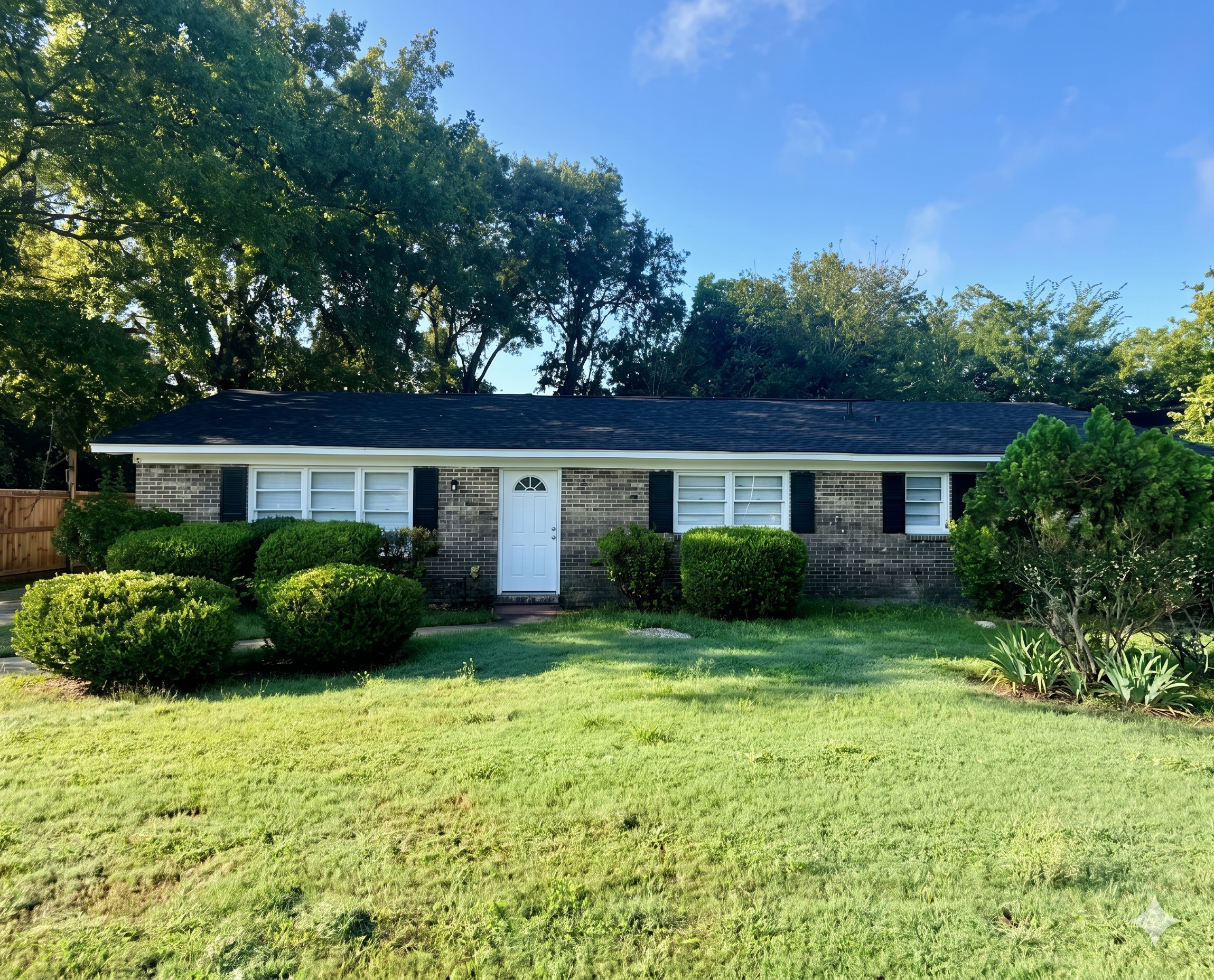 Montgomery House: 1206 Woodbridge Dr