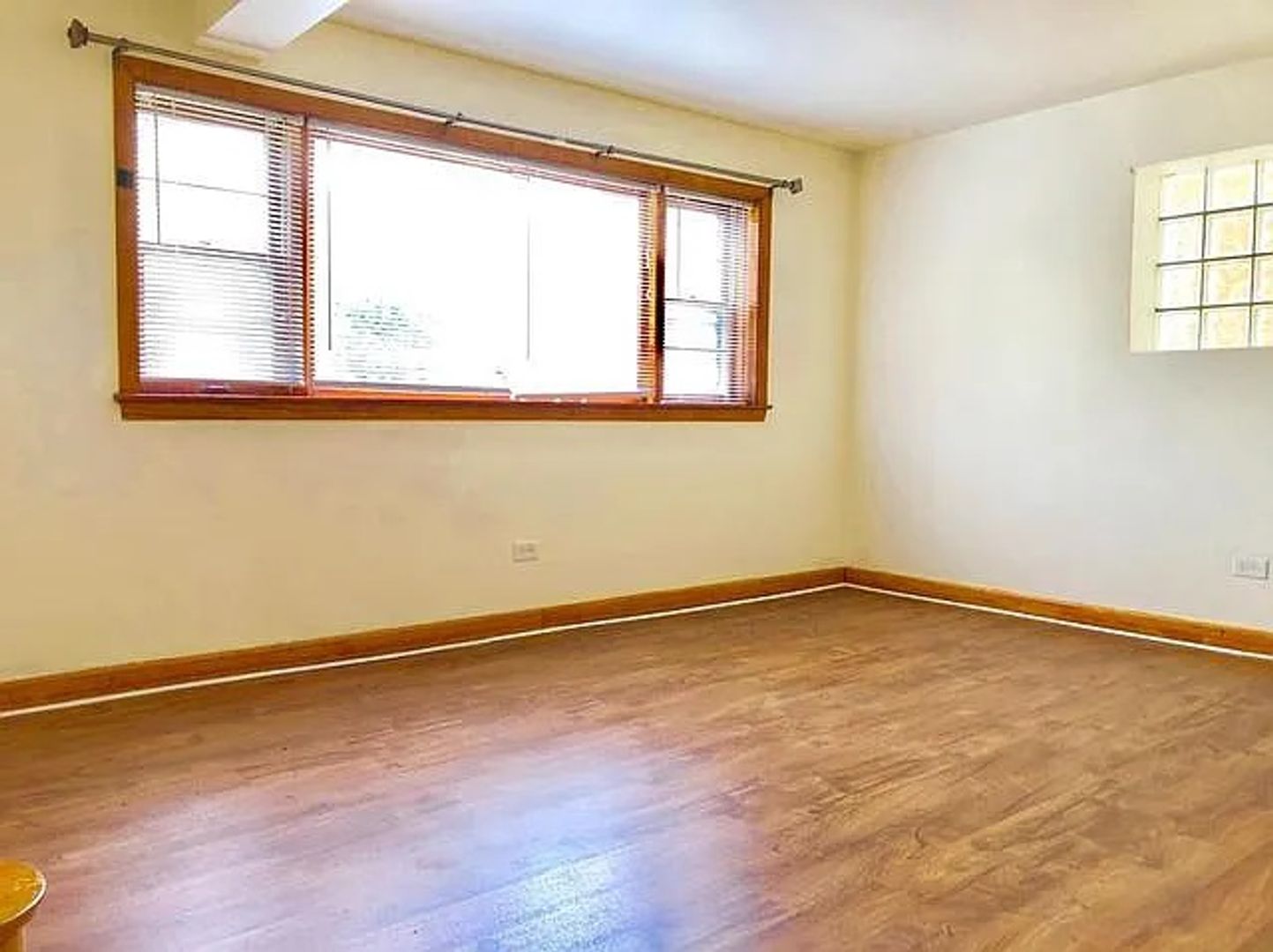 Berwyn Condo: 1829 Grove Avenue