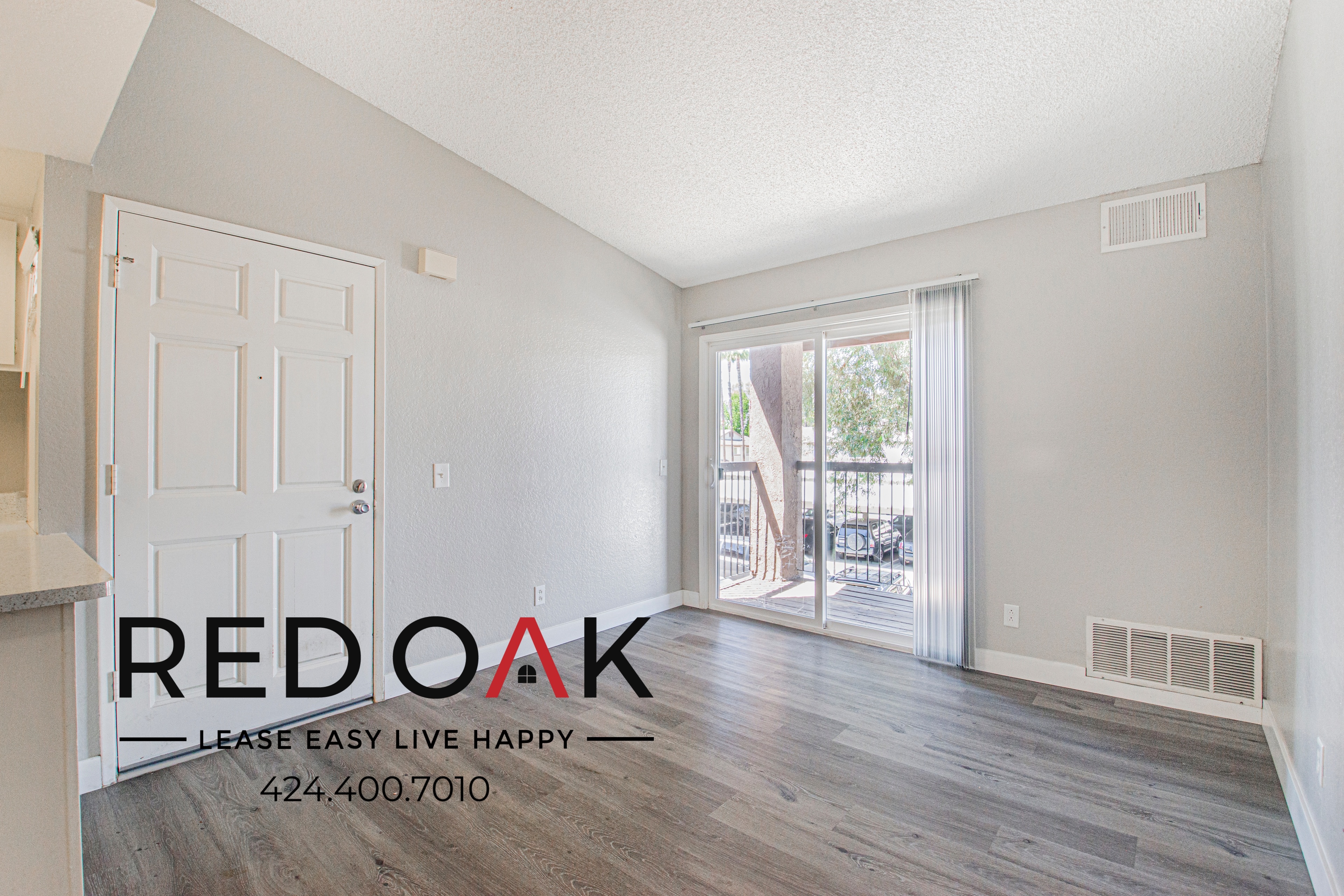 Hemet Condo: 551 N Santa Fe St