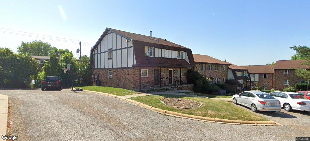 Coralville Condo: 1007 21st Avenue Place