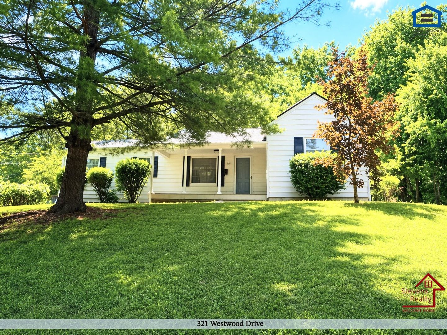 Mcminnville House: 321 Westwood Dr