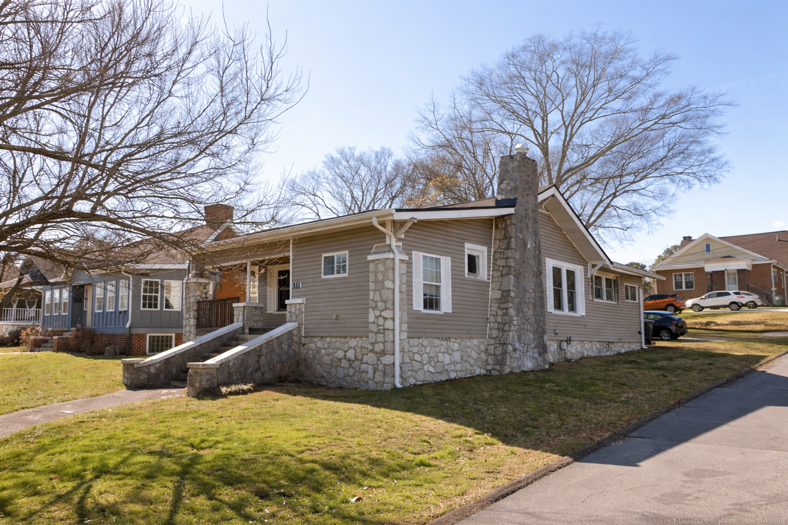 Chattanooga House: 225 N Germantown Rd