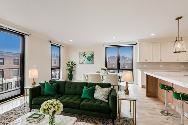 Chicago Condo: 5015 North Lincoln Avenue