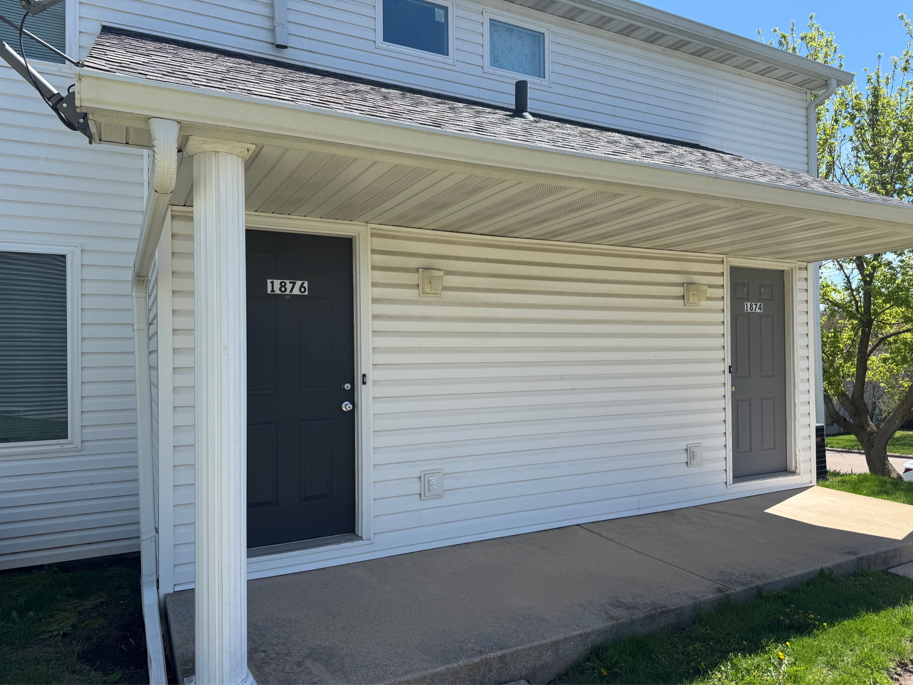 Loves Park Condo: 1874 Bright View Dr