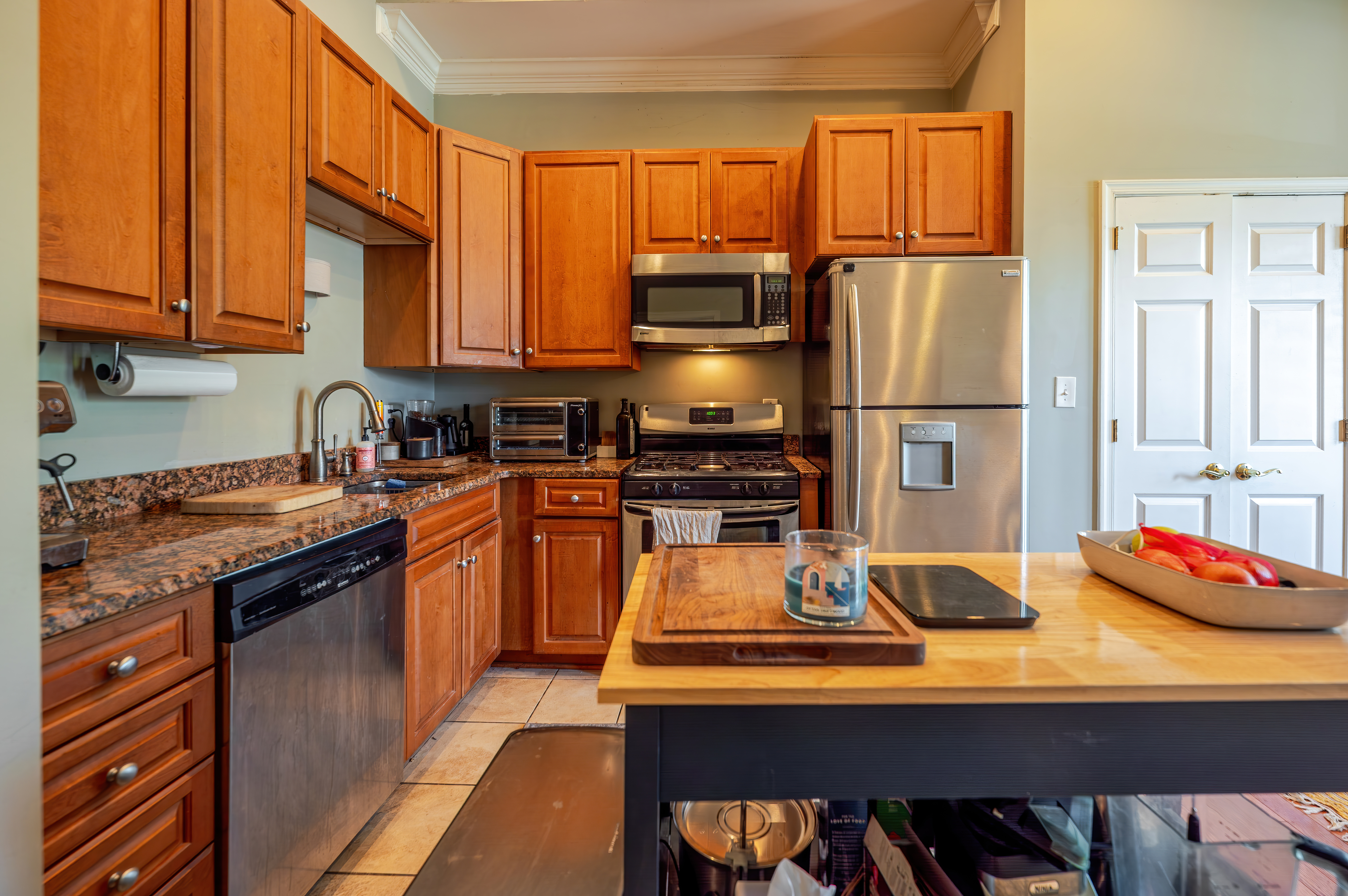 Washington Condo: 1012 N St NW