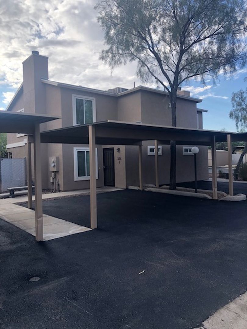 Tucson Condo: 336-2 E Limberlost