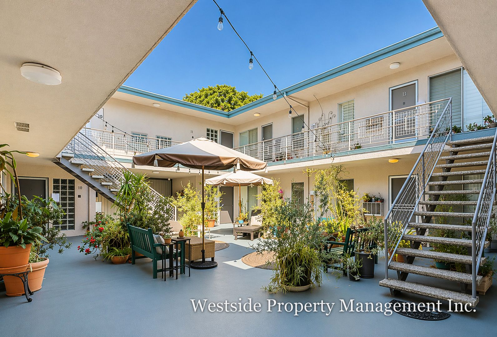 West Hollywood Apartment: 1152-1154 Poinsettia Pl