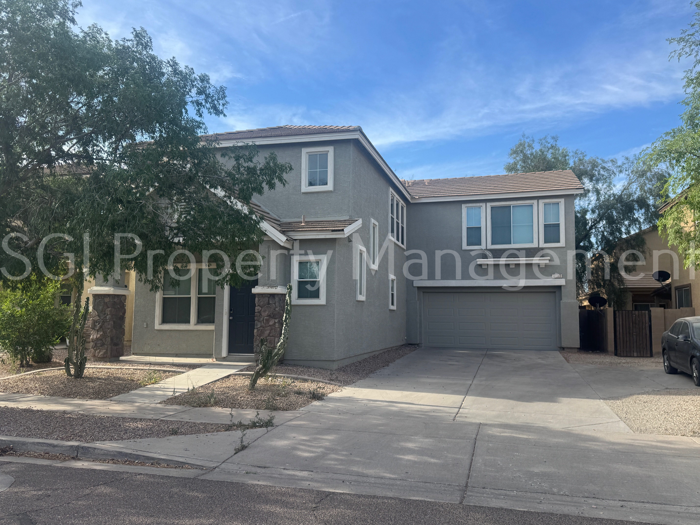 Phoenix House: 4113 W Irwin Ave