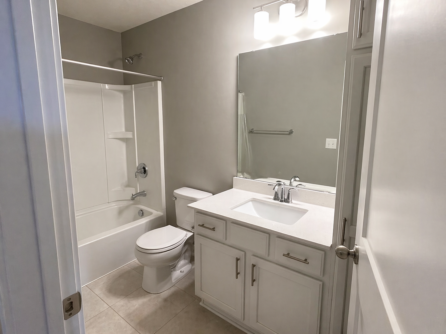 Maple Grove Townhome: 19490 Butternut Ct