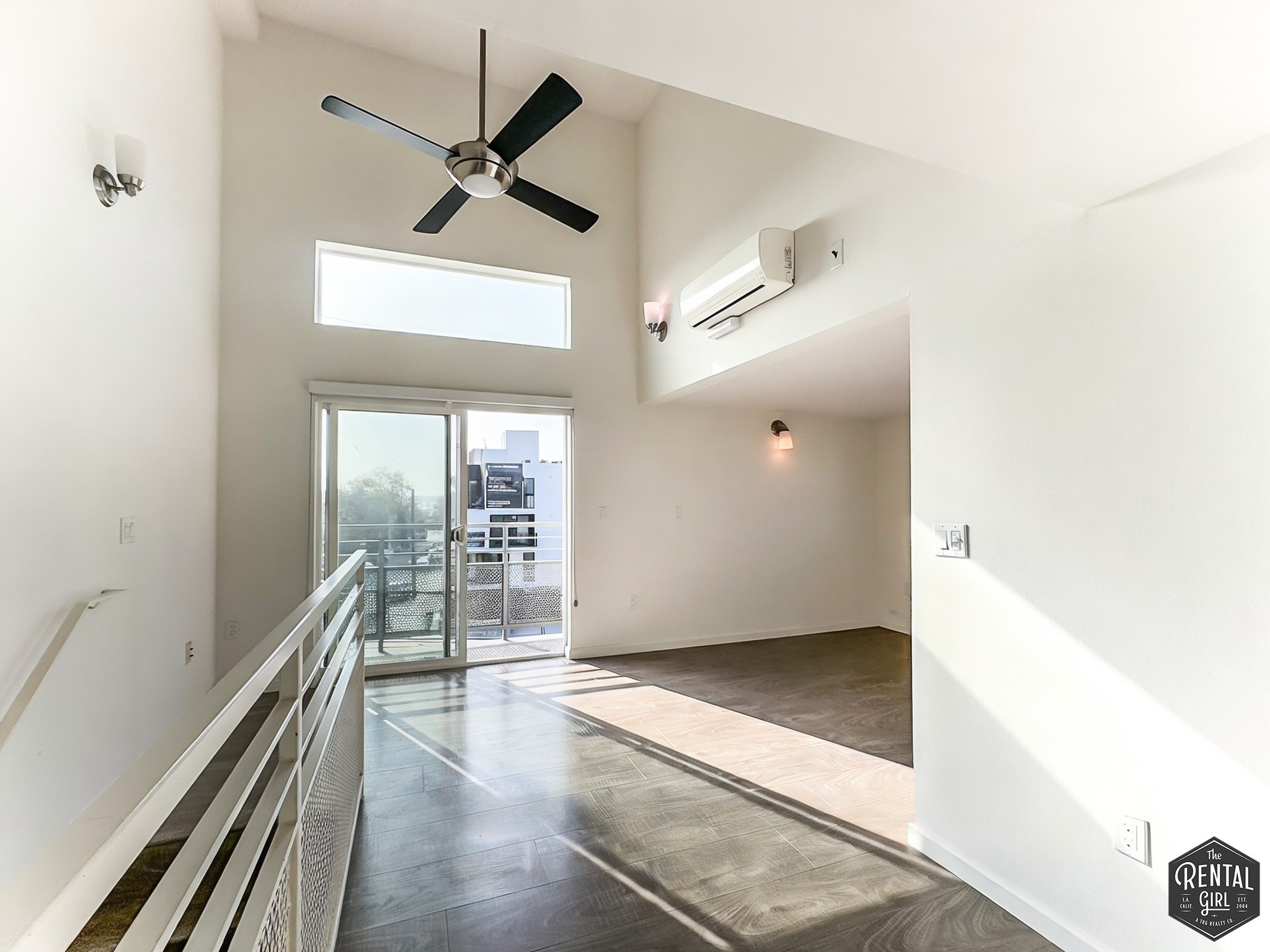 Los Angeles Condo: 4980 S. Centinela Ave