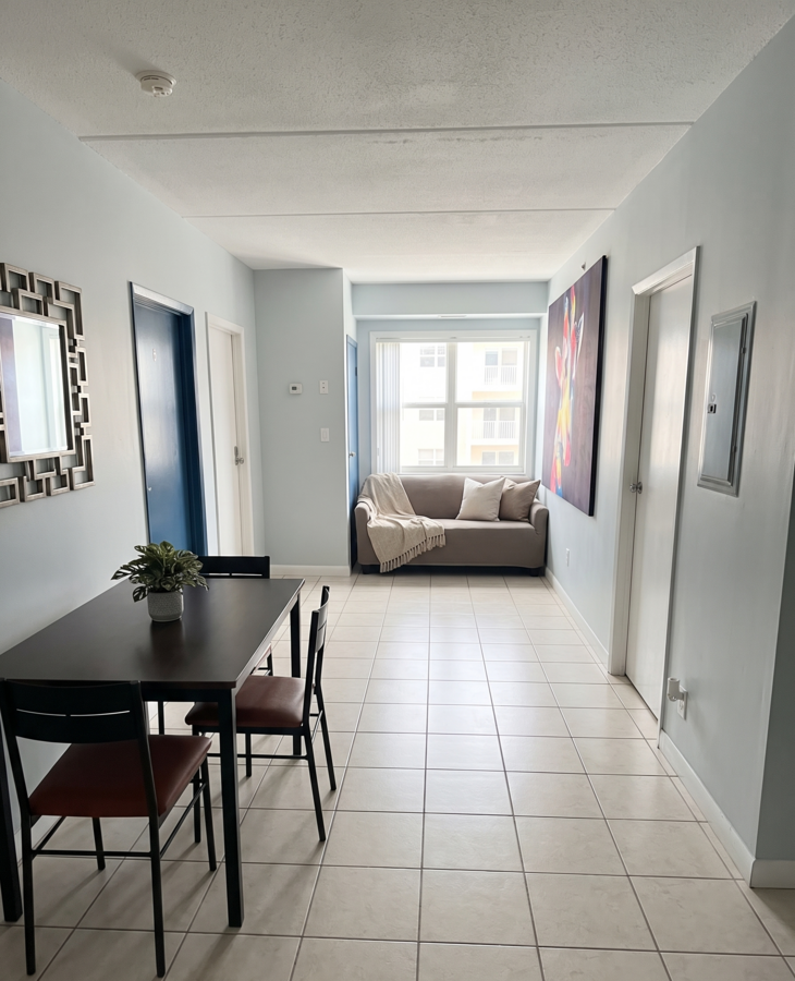 304 - 253 Lester St - Unit 5