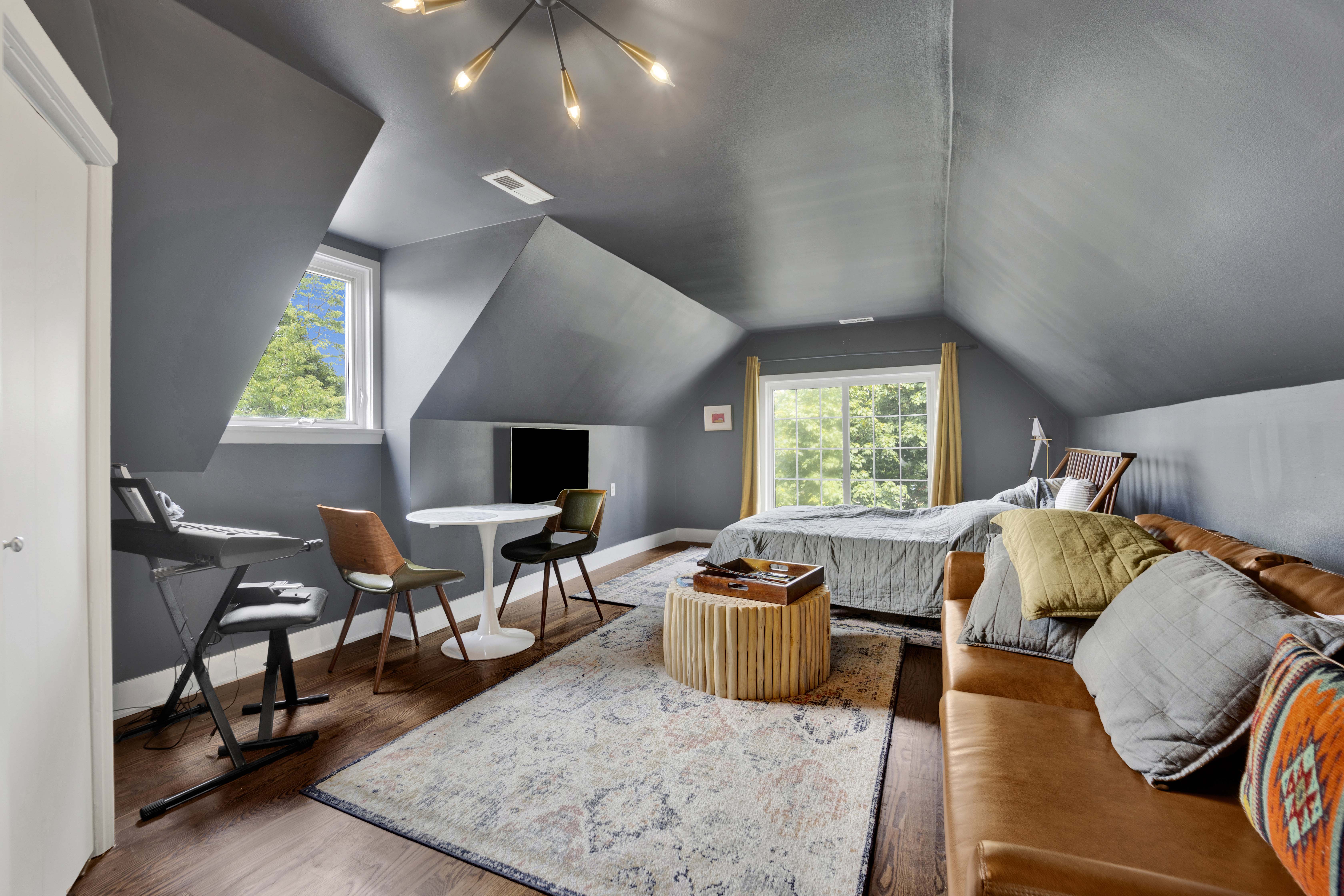 Chicago Condo: 1625 West Hollywood