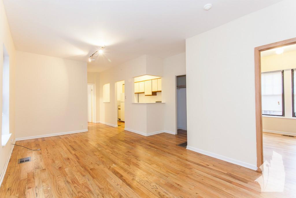 Chicago Condo: 654 West Cornelia Avenune