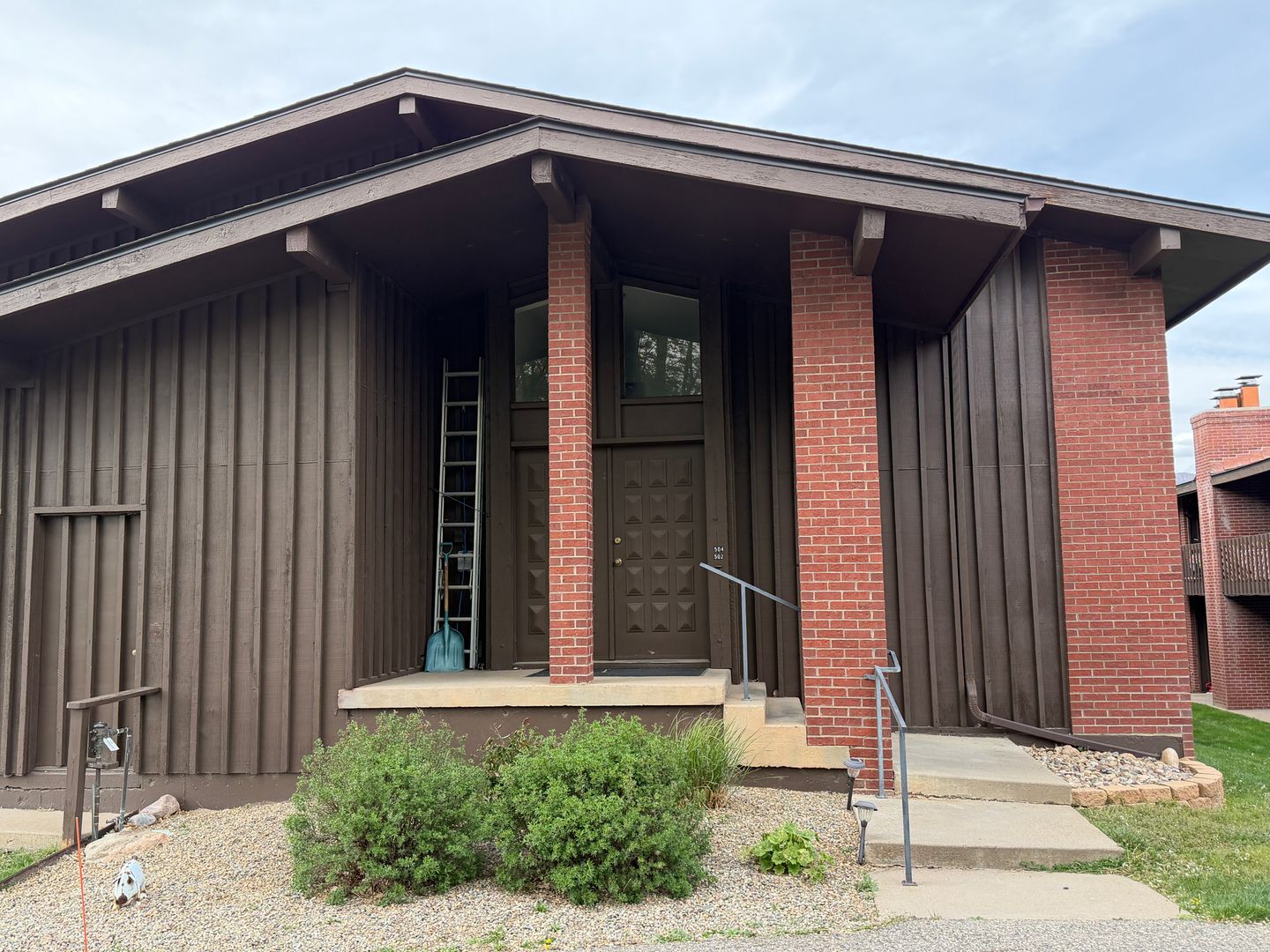 Durango House: 2930 Holly Ave